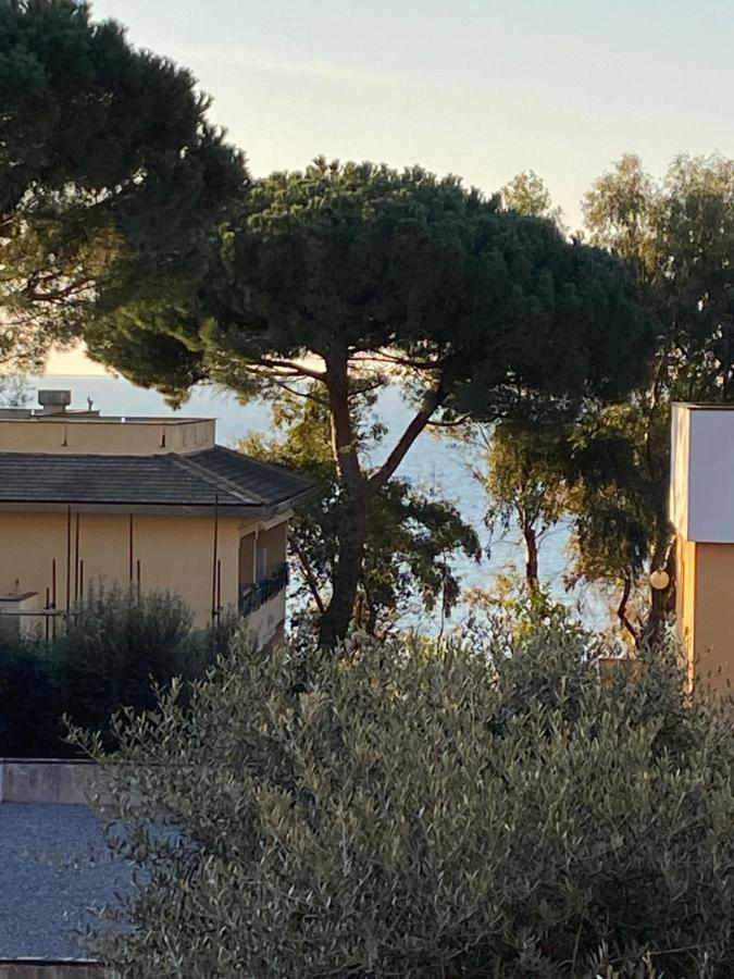 Appartamento In Zona Esclusiva A 50 Mt Dal Mare Arenzano Extérieur photo